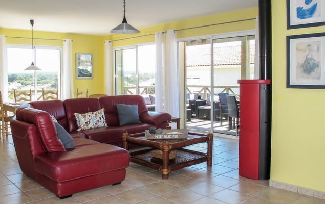  Villa Marine - Photo 1